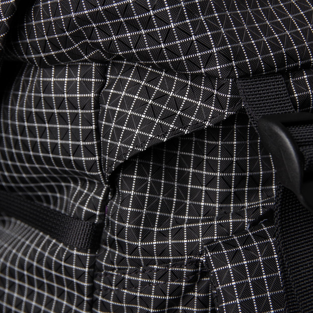 CAYL ケイル Baekdu 2 Grid Solid Black with HipBelt - Nicetime